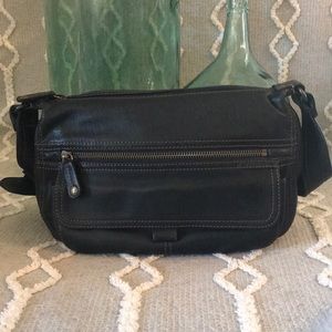 Timeless Classic Little Black Leather Fossil Purse